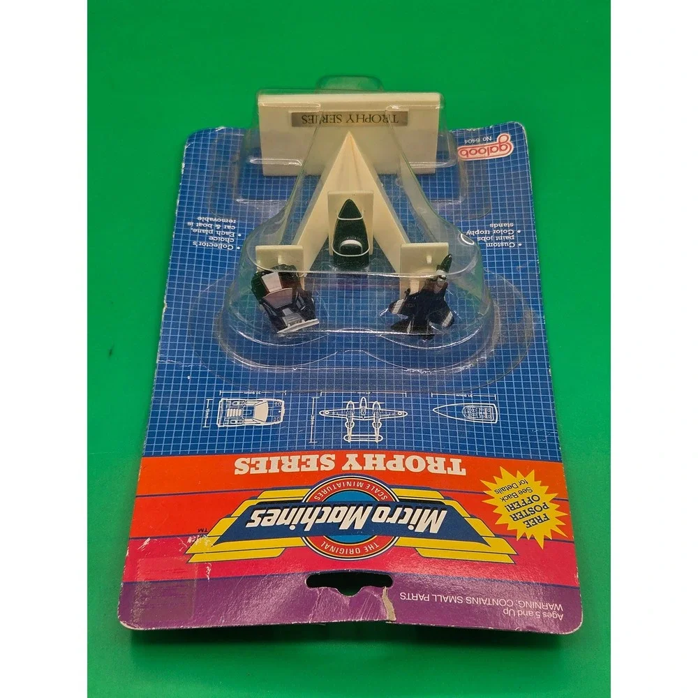 Micro Machines Trophy Series Galoob 6404 Plane Car Boat White Stand Blue Cars